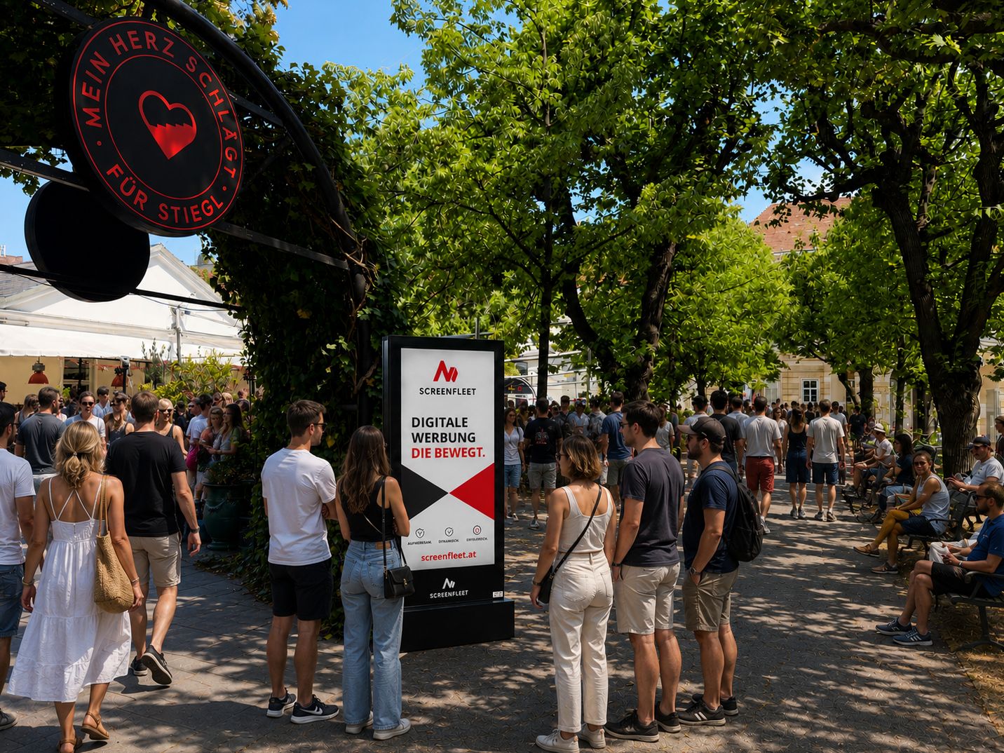 ScreenFleet Digital-Signage-Stele im Areal des alten AKH Wien bei Restaurant Freiherz